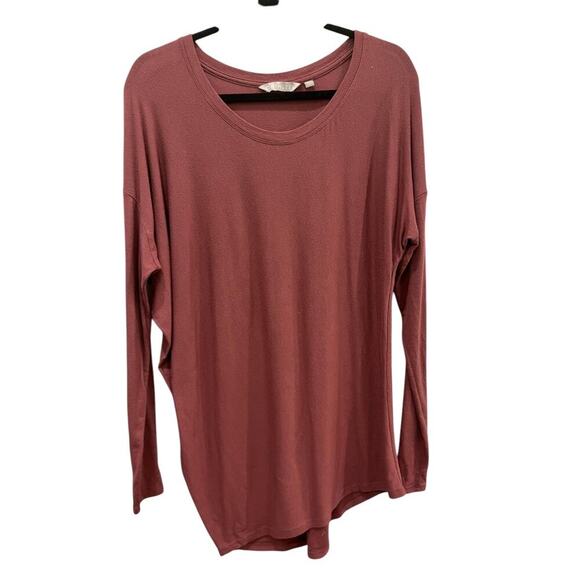 Athleta Tops - Athleta Berry Long Sleeve Top Size Medium